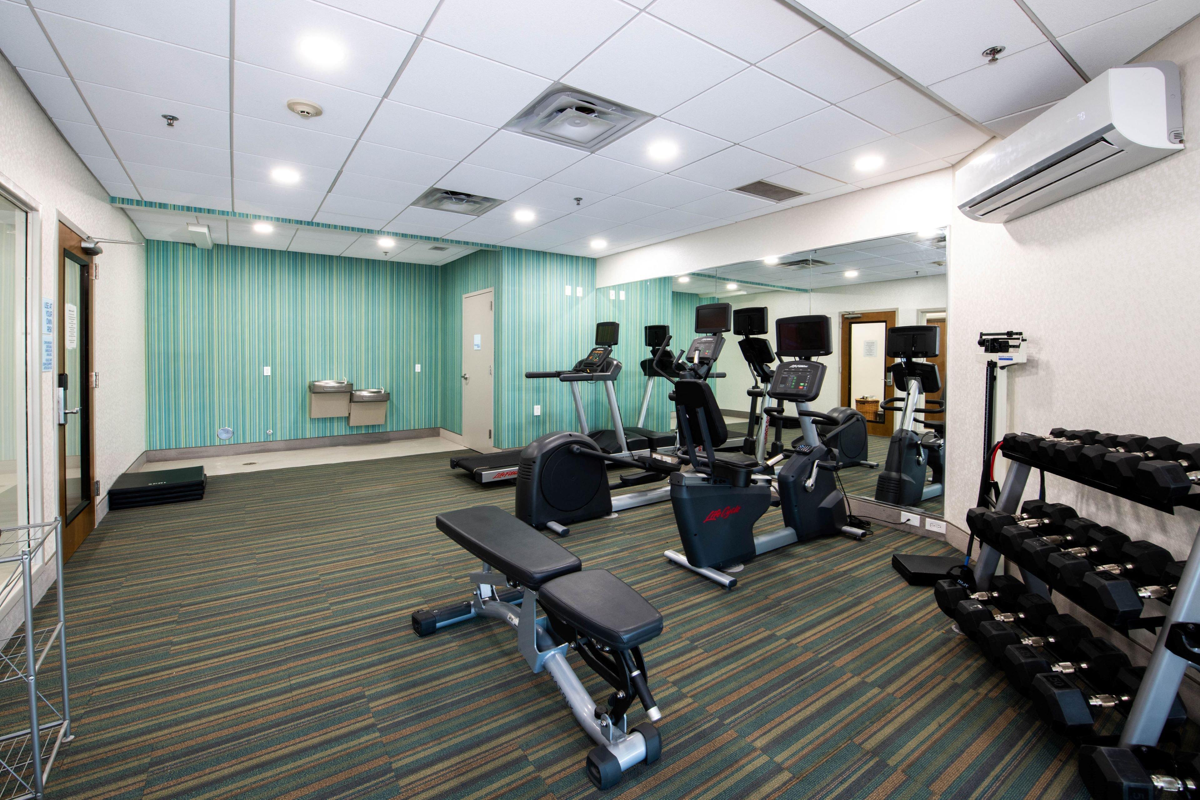 Holiday Inn Express Hotel & Suites Kansas City - Grandview By Ihg Exterior foto