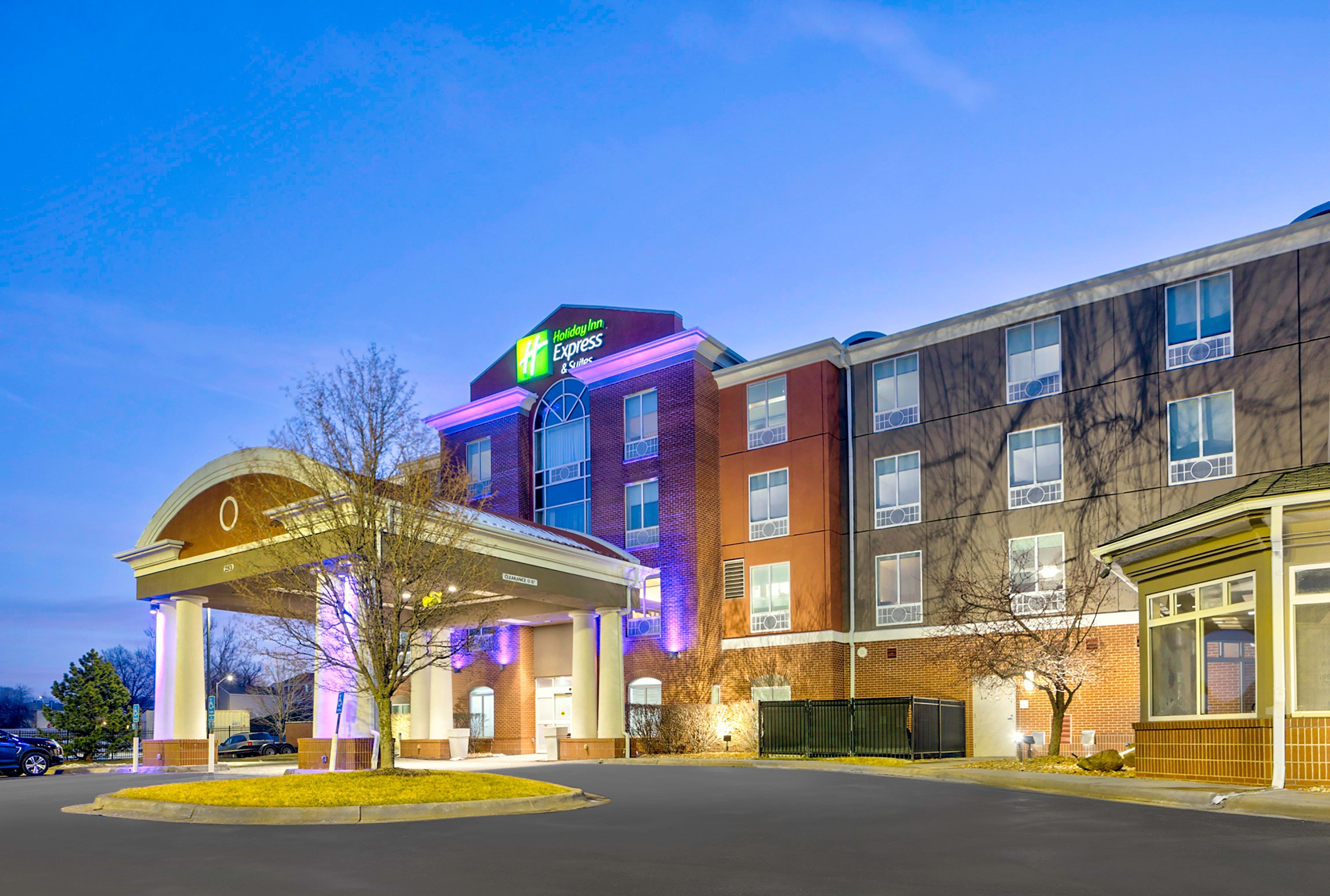 Holiday Inn Express Hotel & Suites Kansas City - Grandview By Ihg Exterior foto