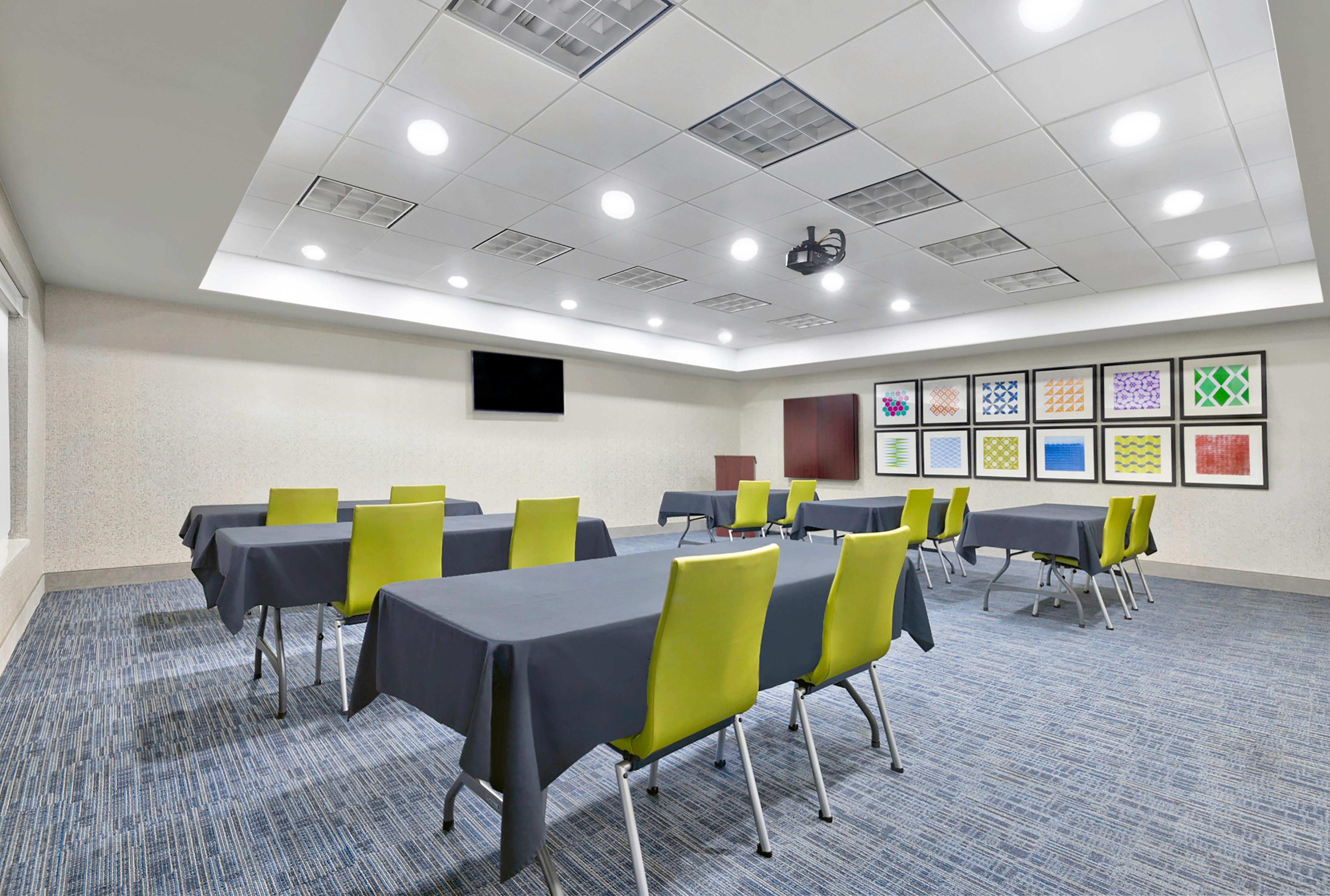 Holiday Inn Express Hotel & Suites Kansas City - Grandview By Ihg Exterior foto