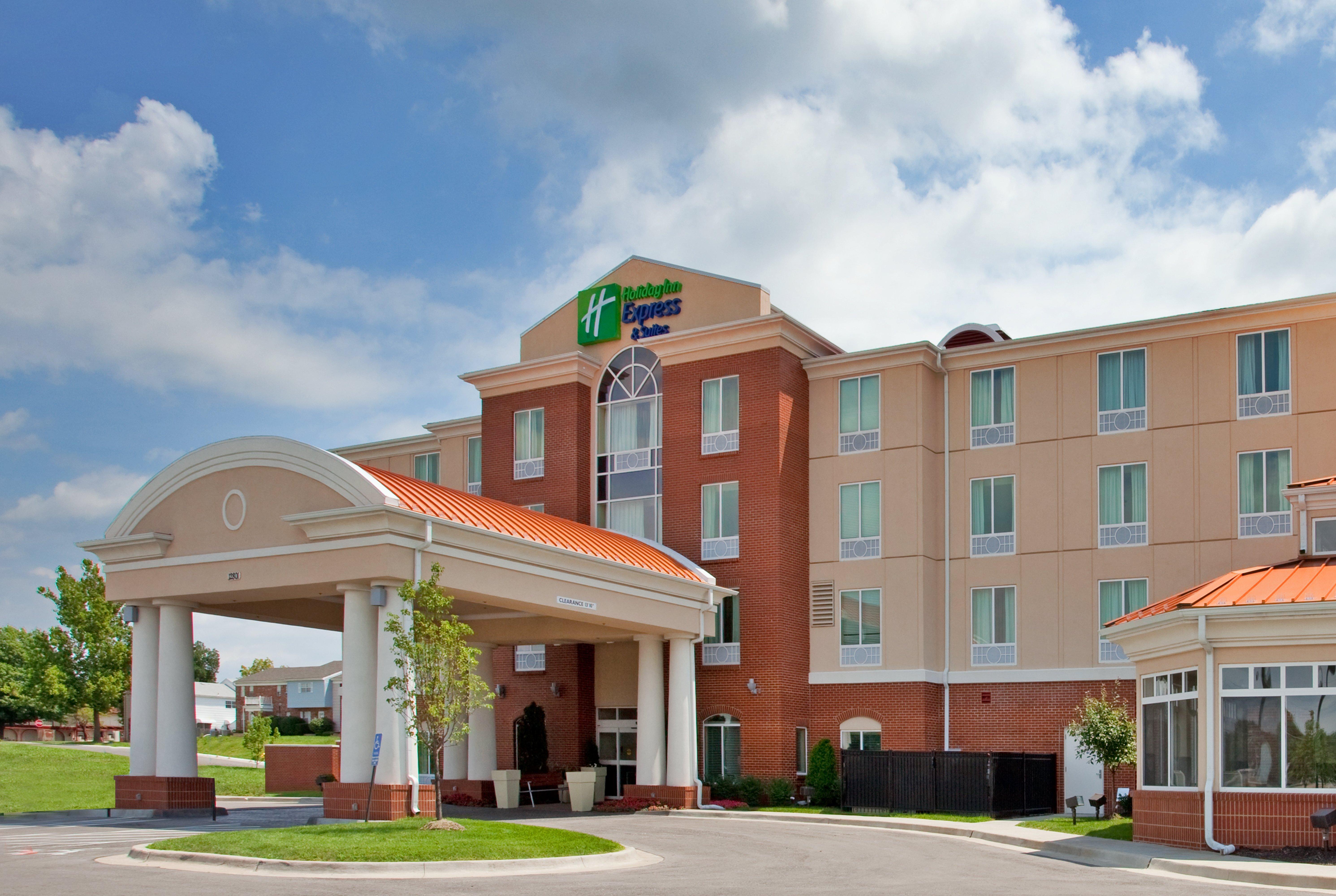Holiday Inn Express Hotel & Suites Kansas City - Grandview By Ihg Exterior foto